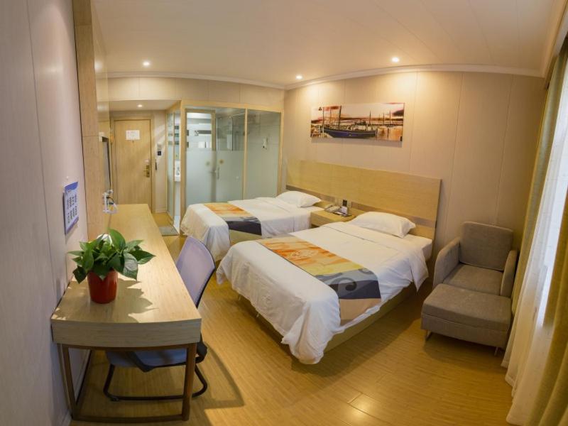 Twin Room - Photo 5