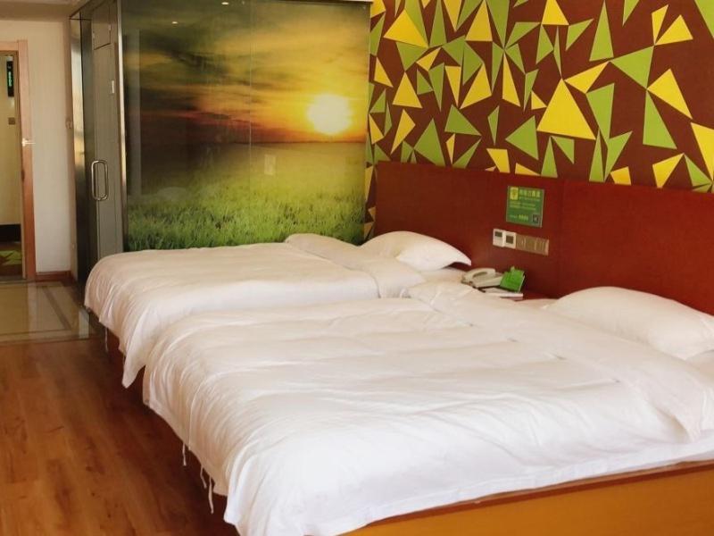 Twin Room - Photo 13