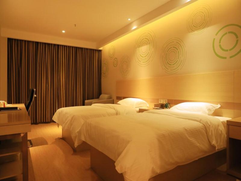 Twin Room - Photo 2