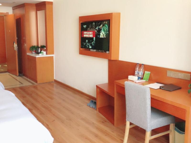 Double Room - Photo 12