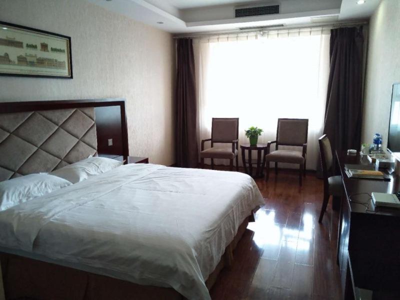 Mainland Chinese Citizens - Deluxe Queen Room