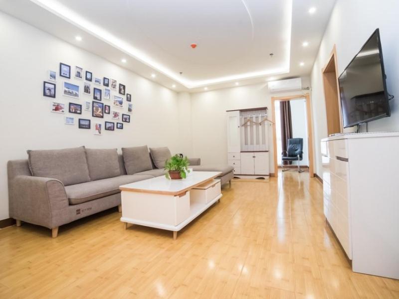 Business Suite - Photo 2