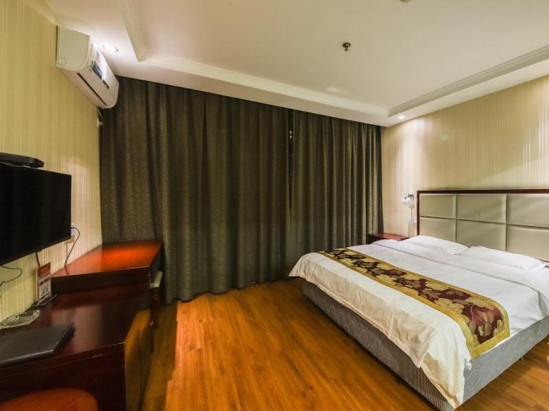 Mainland Chinese Citizens - Standard Twin Room - Photo 15