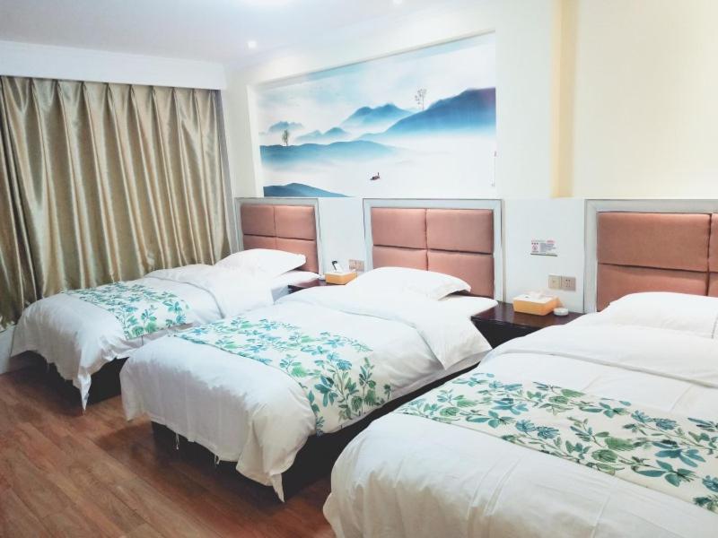 Triple Room photo 2