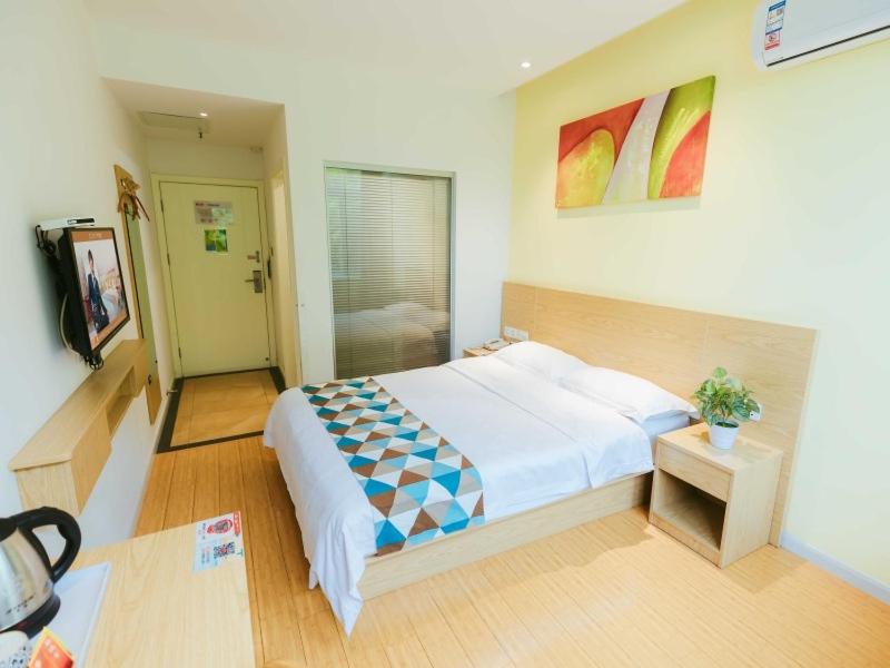 Mainland Chinese Citizens - Superior Queen Room photo 3