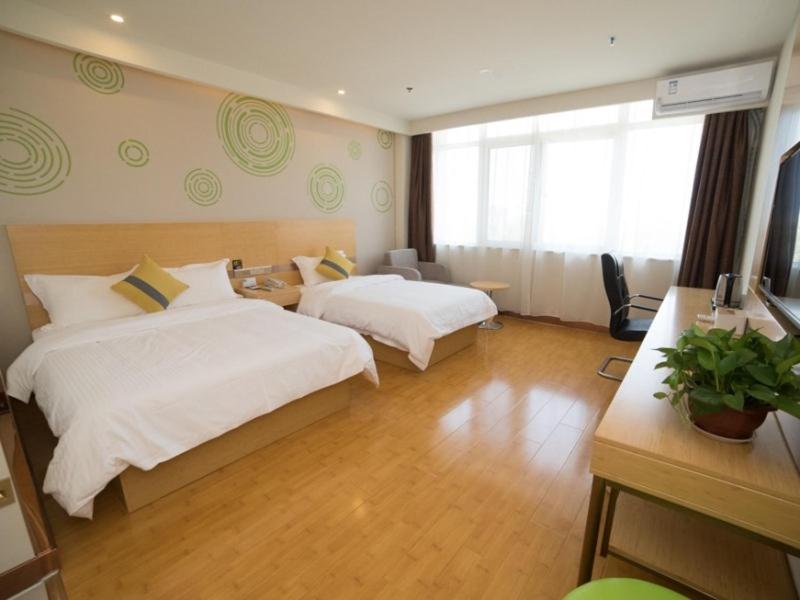 Business Twin Room - Photo 3