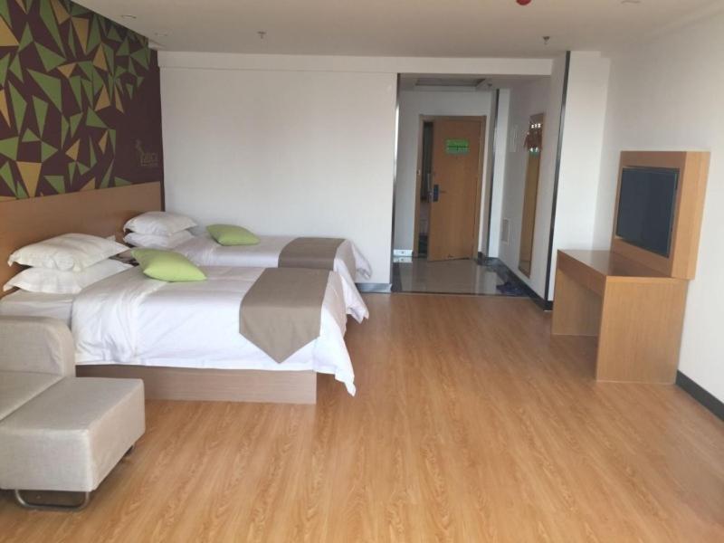 Mainland Chinese Citizens - Twin Room with View - Photo 8