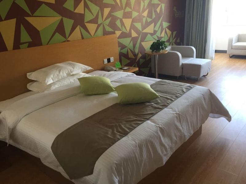 Mainland Chinese Citizens - Twin Room with View - Photo 9
