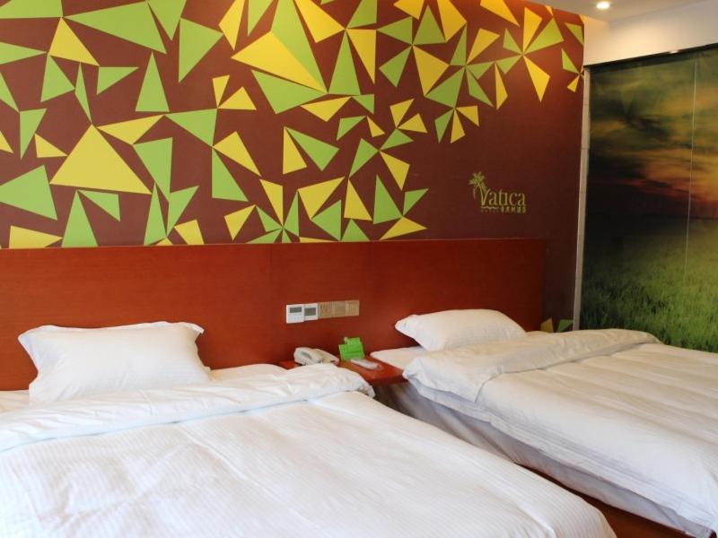 Twin Room - Photo 3