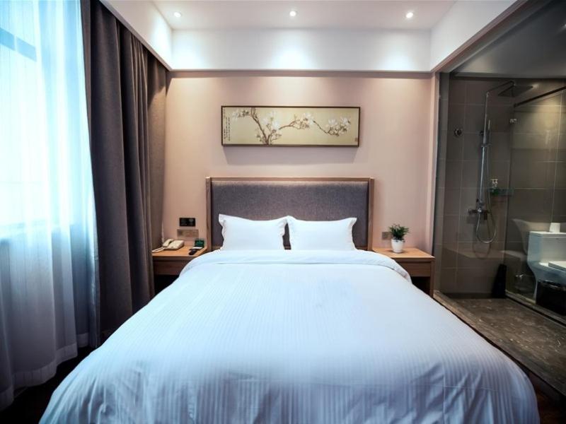 Double Room - Photo 8