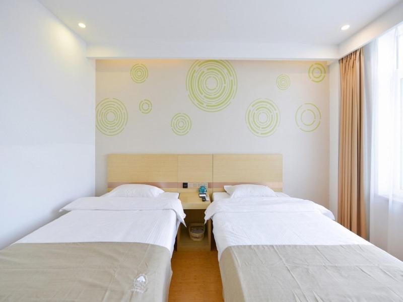Twin Room - Photo 4