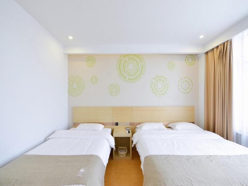 Twin Room - Photo 10