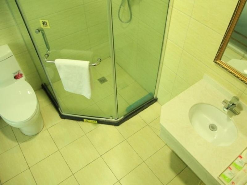 Mainland Chinese Citizens - Standard Twin Room - Photo 18