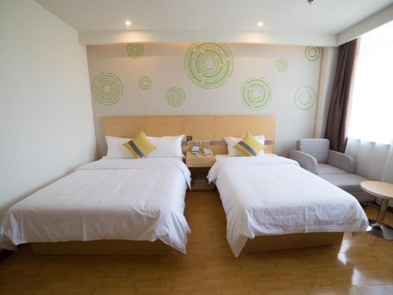 Business Twin Room - Photo 7