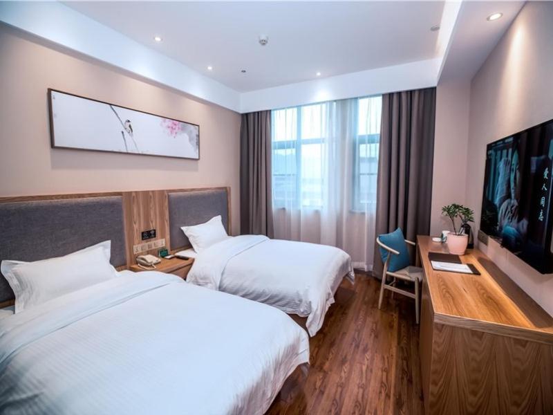 Superior Twin Room - Photo 4