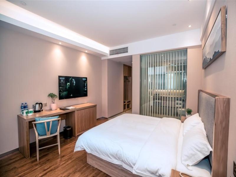 Double Room - Photo 13