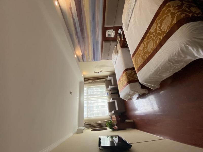 Mainland Chinese Citizens - Standard Twin Room - Photo 15
