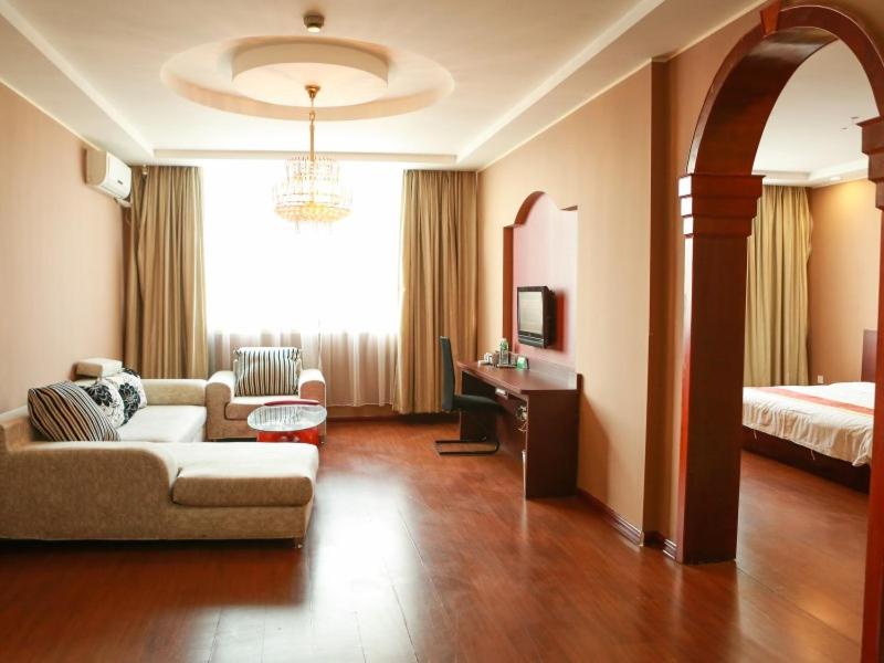 Suite photo 1