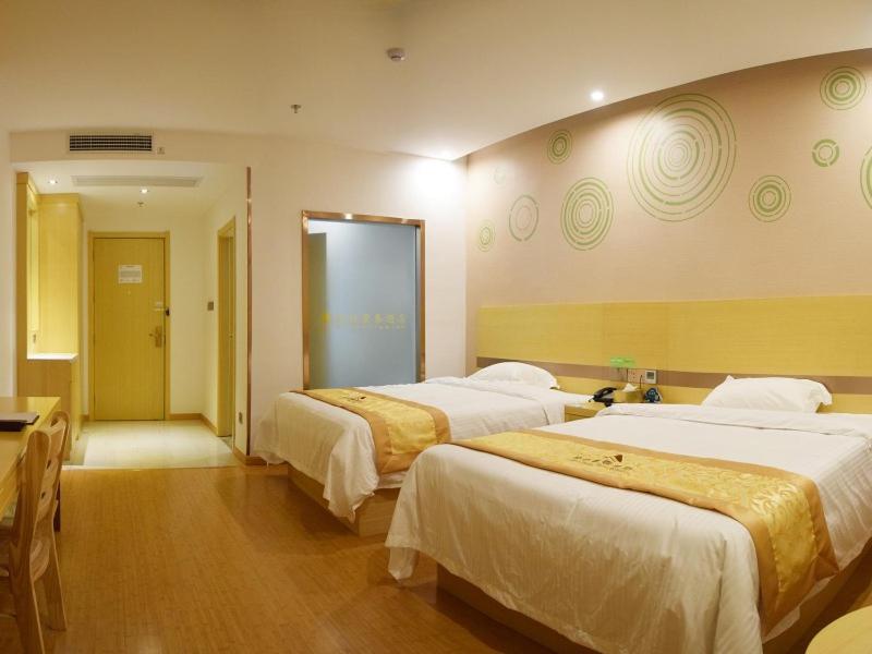 Business Twin Room - Photo 3