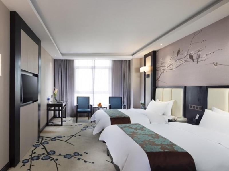 Business Twin Room - Photo 2