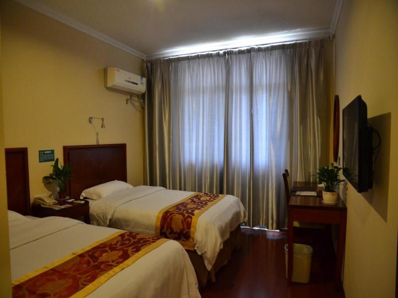 Twin Room - Photo 5