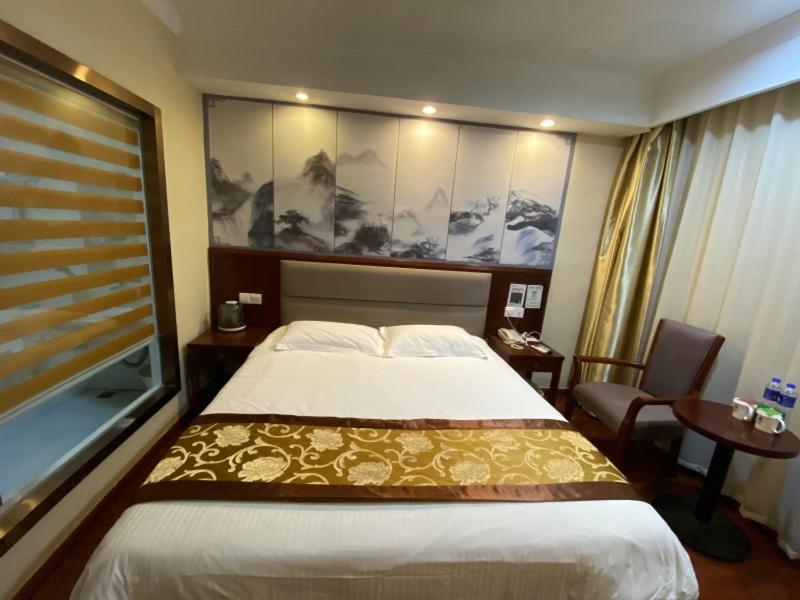 Mainland Chinese Citizens - Business Queen Room - Photo 9