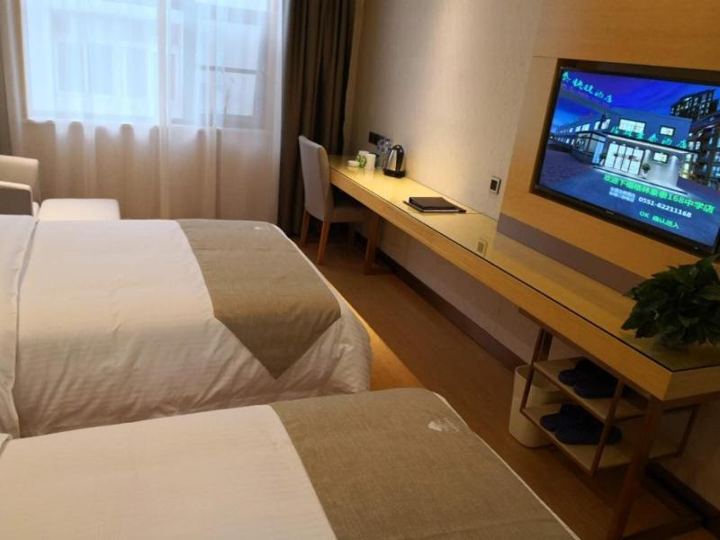 Superior Twin Room - Photo 4