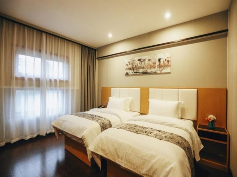 Twin Room - Photo 2