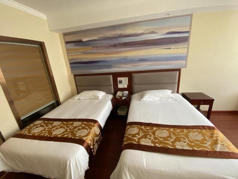 Mainland Chinese Citizens - Standard Twin Room - Photo 27