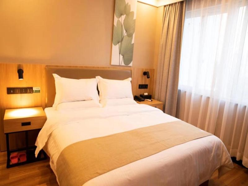 Superior Queen Room