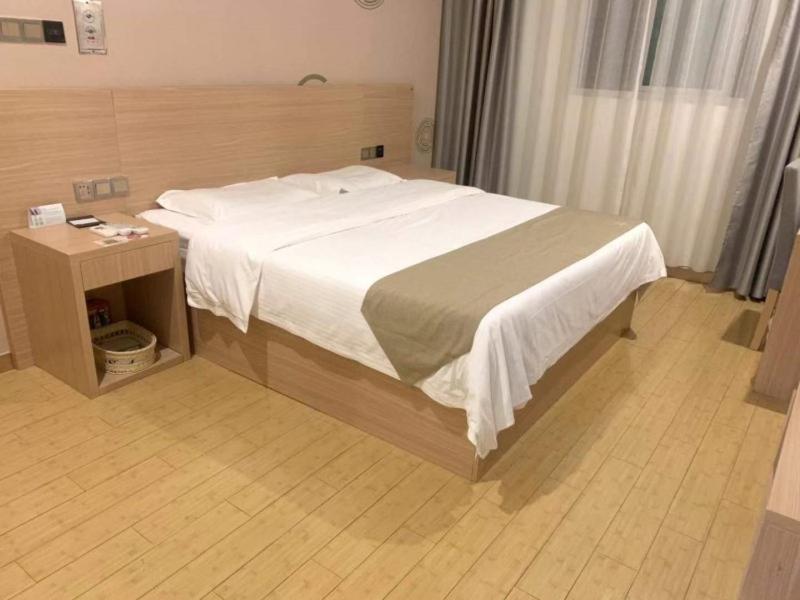 Double Room With Inner Window photo 1