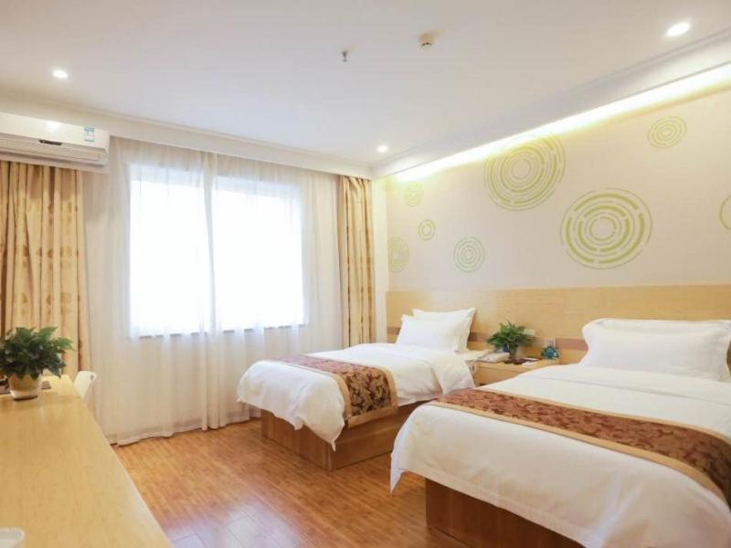 Twin Room - Photo 1