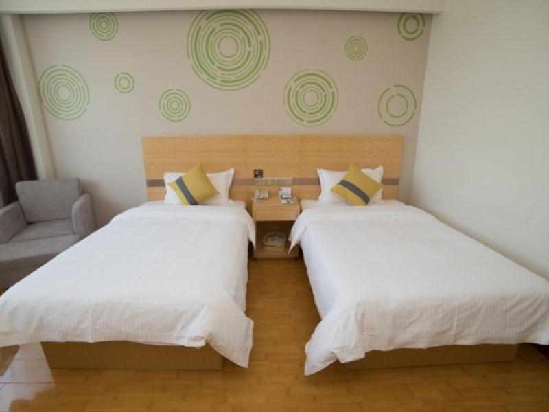 Business Twin Room - Photo 4