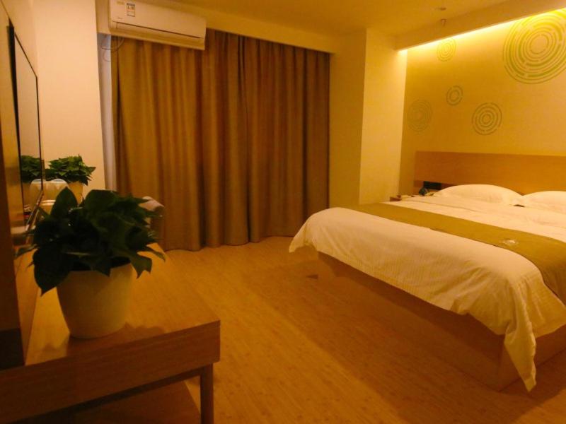 Double Room - Photo 10