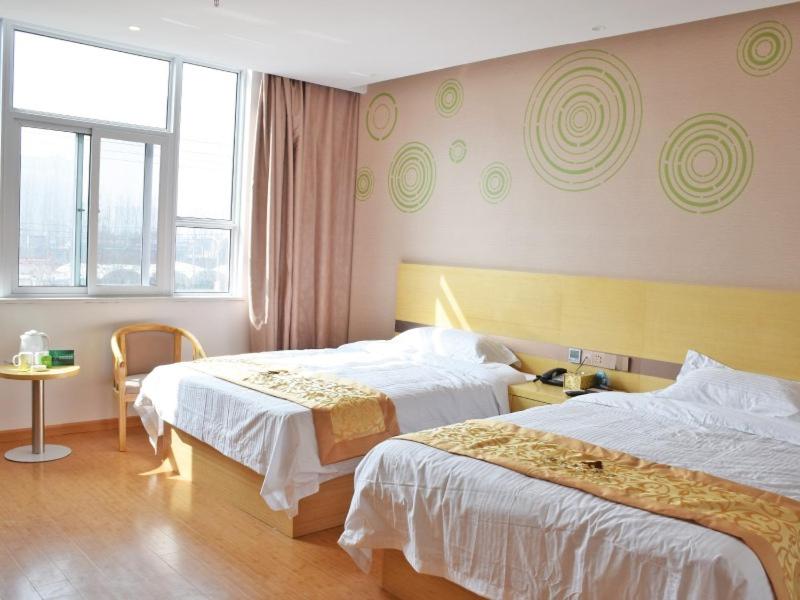 Business Twin Room - Photo 2