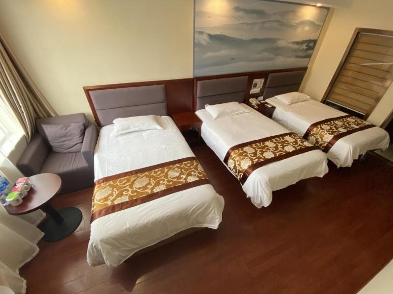 Mainland Chinese Citizens - Deluxe Twin Room photo 2