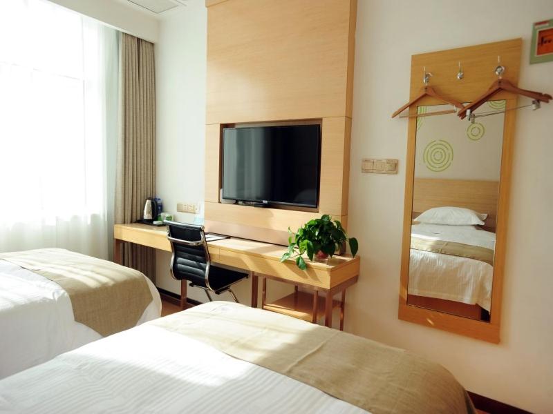 Twin Room - Photo 1