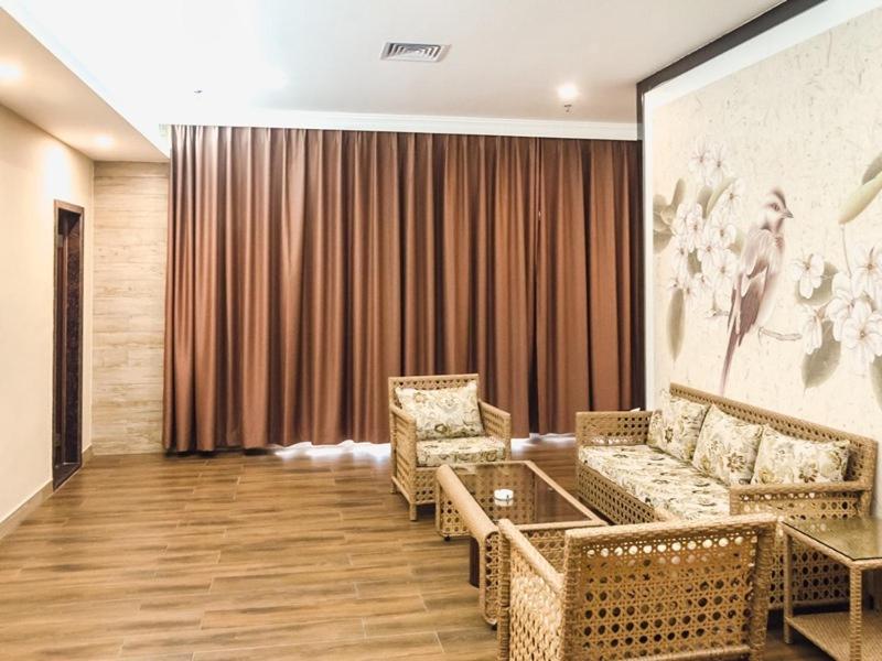 Mainland Chinese Citizens - Deluxe Suite photo 2