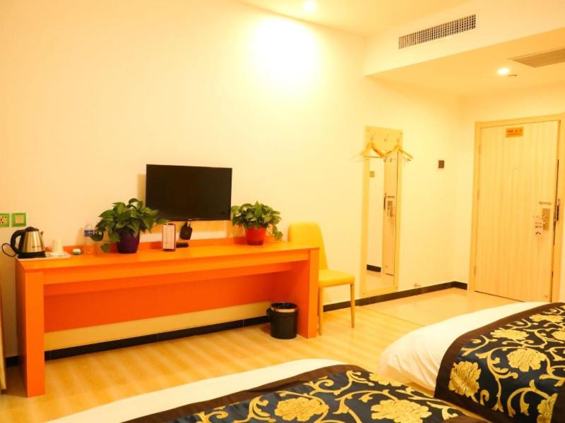 Twin Room - Photo 2
