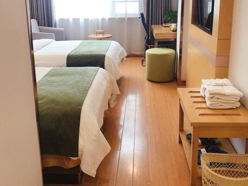 Twin Room - Photo 2