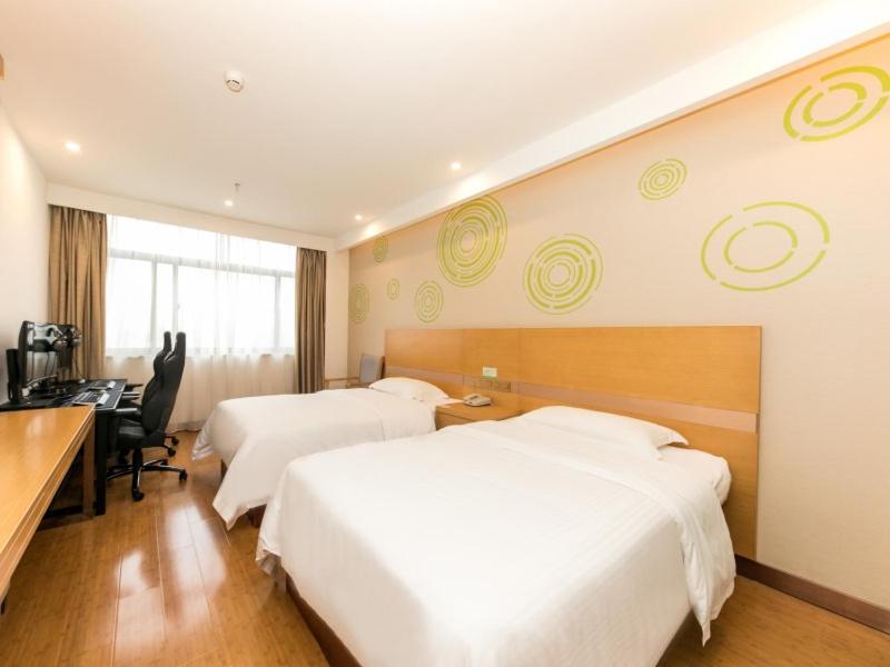 Superior Twin Room photo 2
