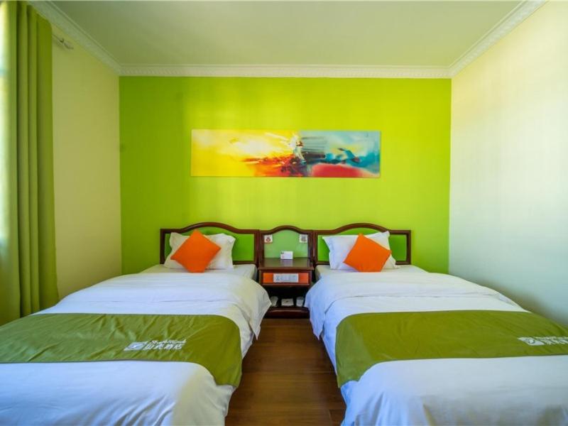 Twin Room - Photo 6