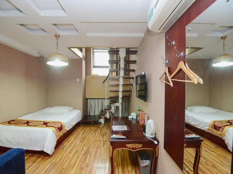 Mainland Chinese Citizens - Duplex Room photo 2