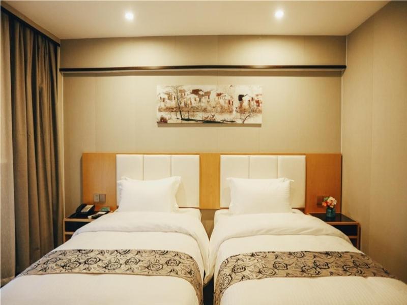 Twin Room - Photo 7