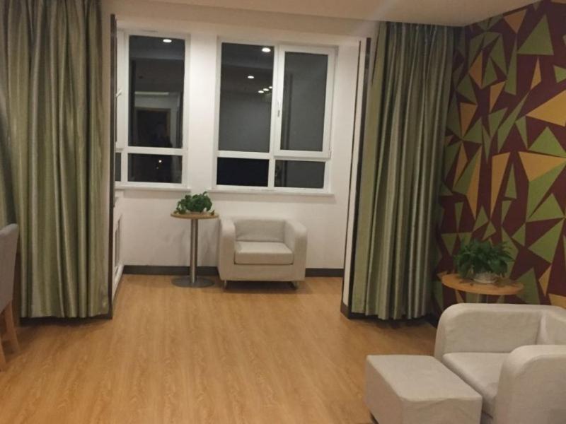 Mainland Chinese Citizens - Twin Room with View - Photo 7