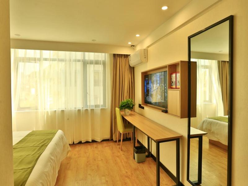 Superior Queen Room photo 2