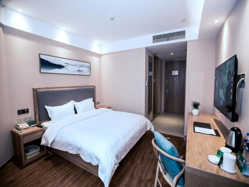 Double Room - Photo 10