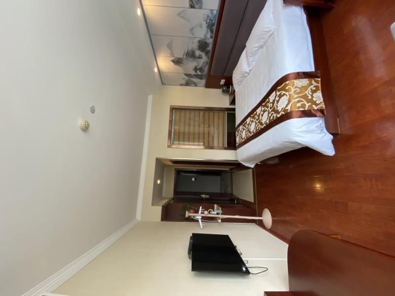 Mainland Chinese Citizens - Business Queen Room - Photo 5