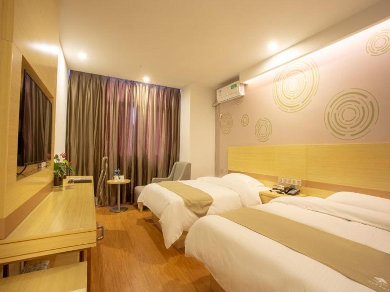 Superior Twin Room - Photo 1