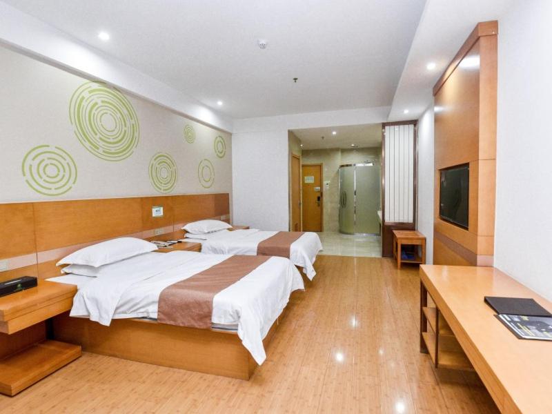 Twin Room - Photo 3